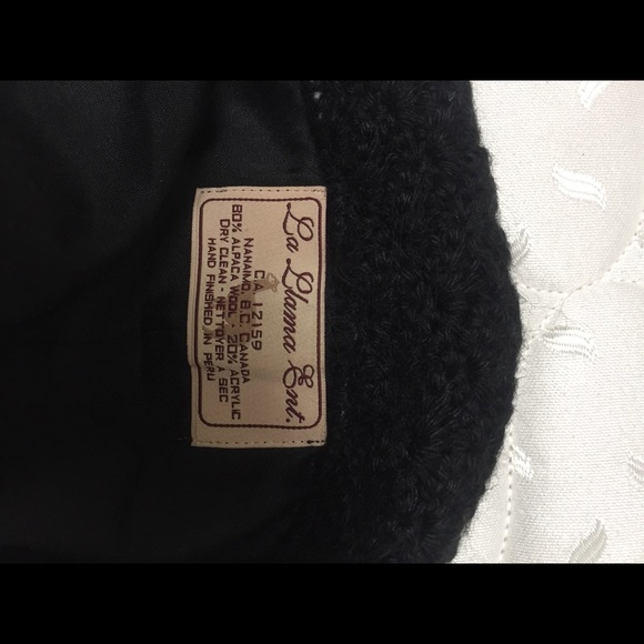 La Llama Canada Peru 80% Alpaca Wool Hat Knit Nanaimo BC - Picture 3 of 3